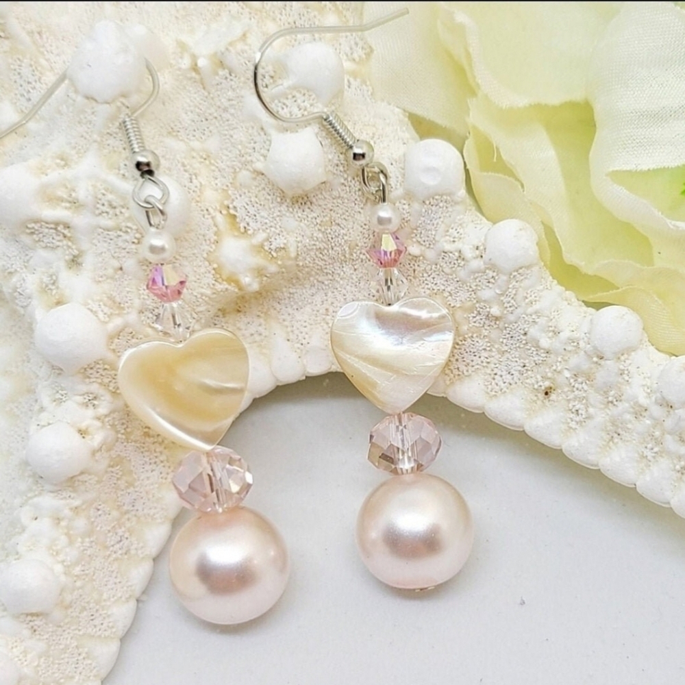 🆕️ Mother of Pearl Earrings A1